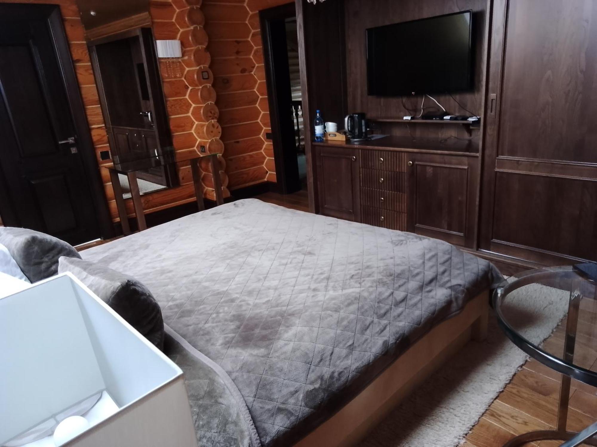 Hotel Golden Lion & Spa Tynnoye Esterno foto