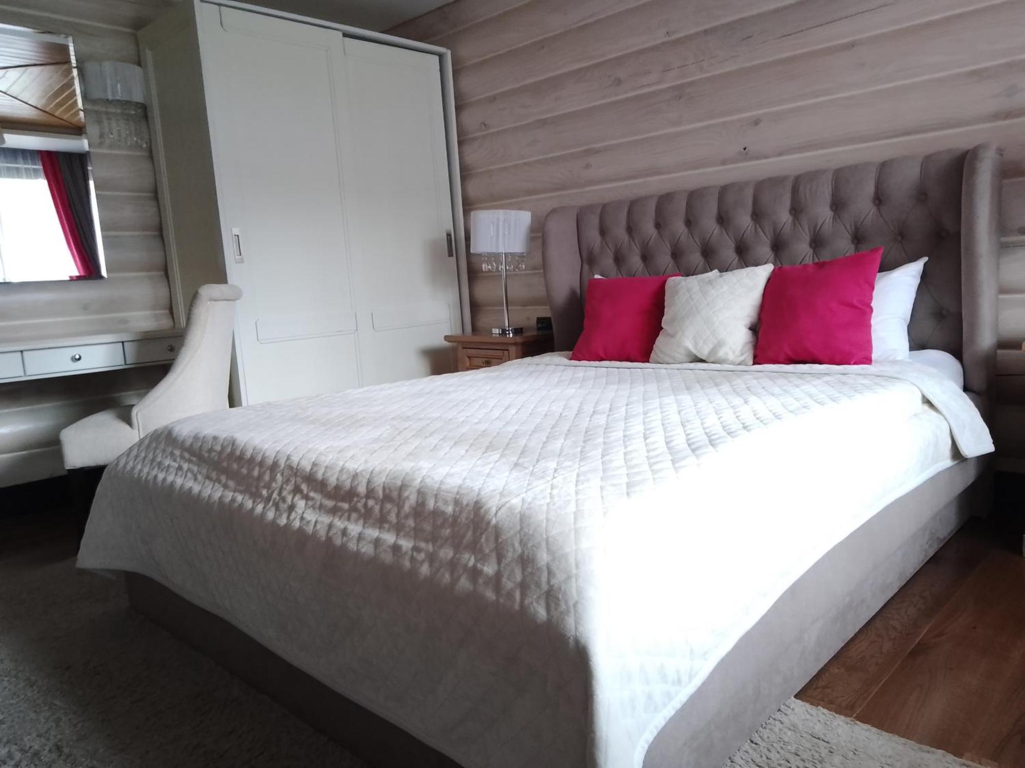 Hotel Golden Lion & Spa Tynnoye Esterno foto