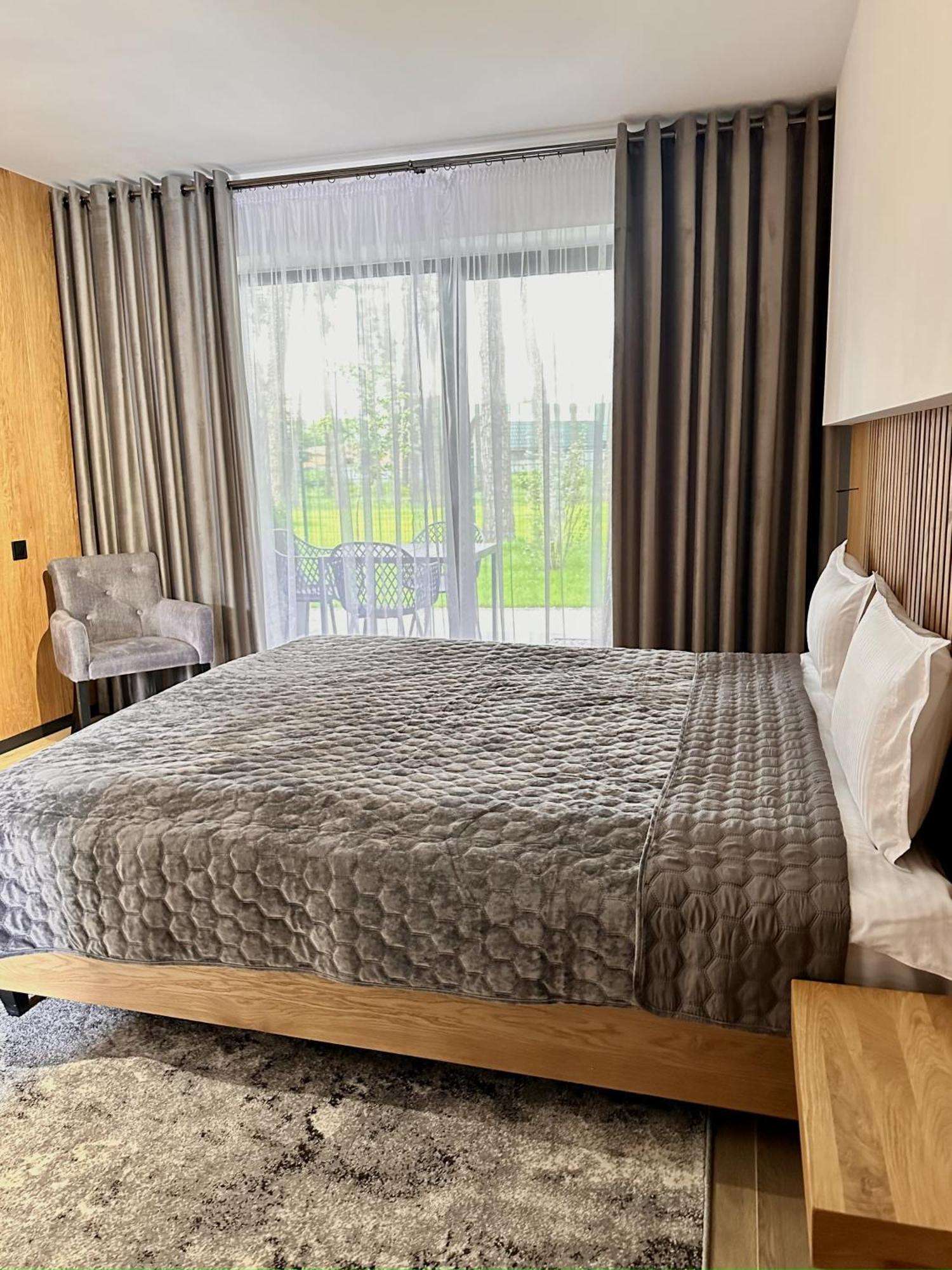 Hotel Golden Lion & Spa Tynnoye Esterno foto