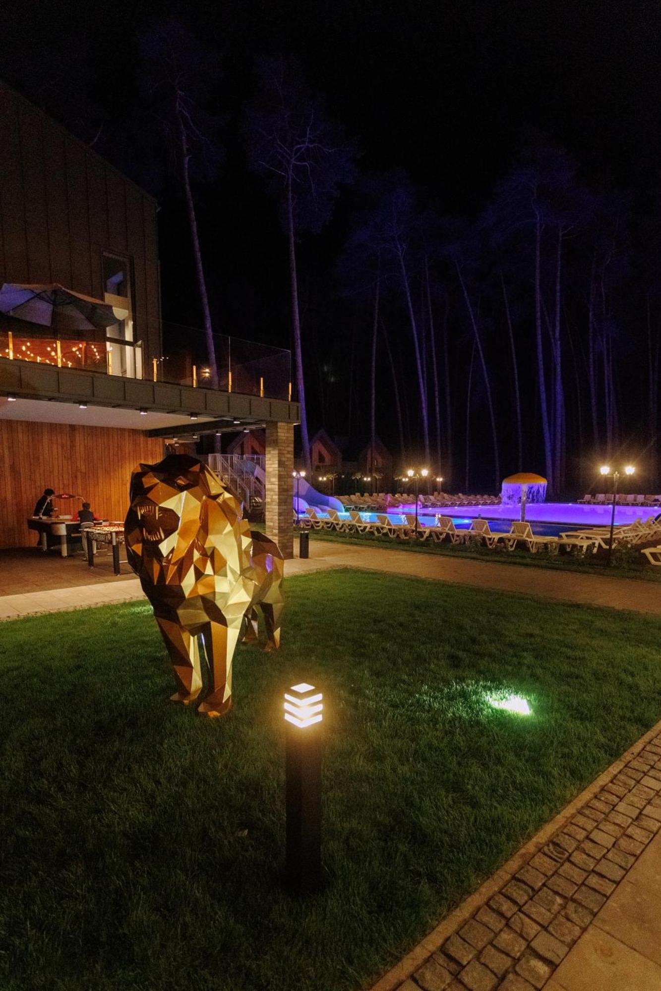 Hotel Golden Lion & Spa Tynnoye Esterno foto