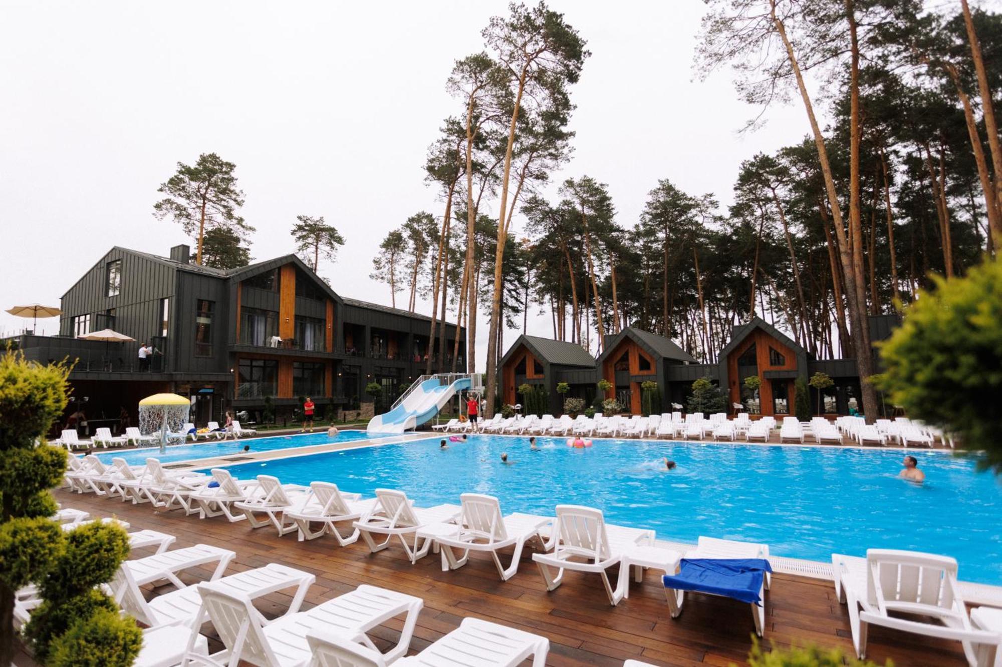 Hotel Golden Lion & Spa Tynnoye Esterno foto