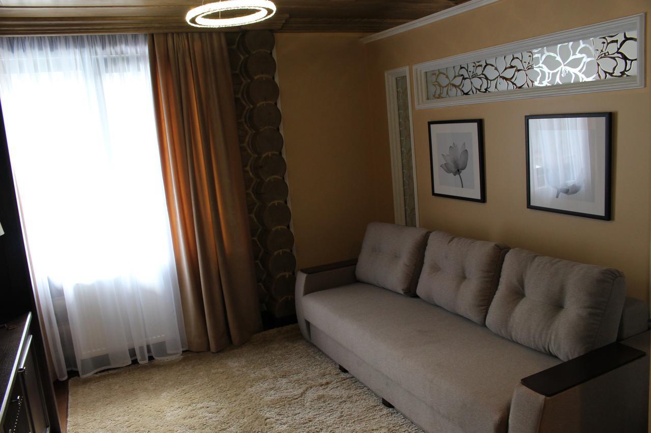 Hotel Golden Lion & Spa Tynnoye Esterno foto
