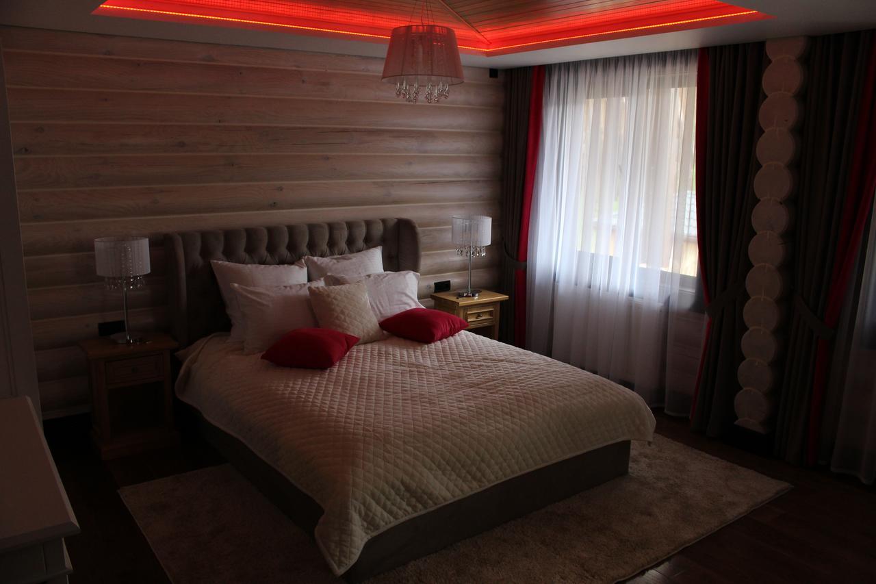 Hotel Golden Lion & Spa Tynnoye Esterno foto